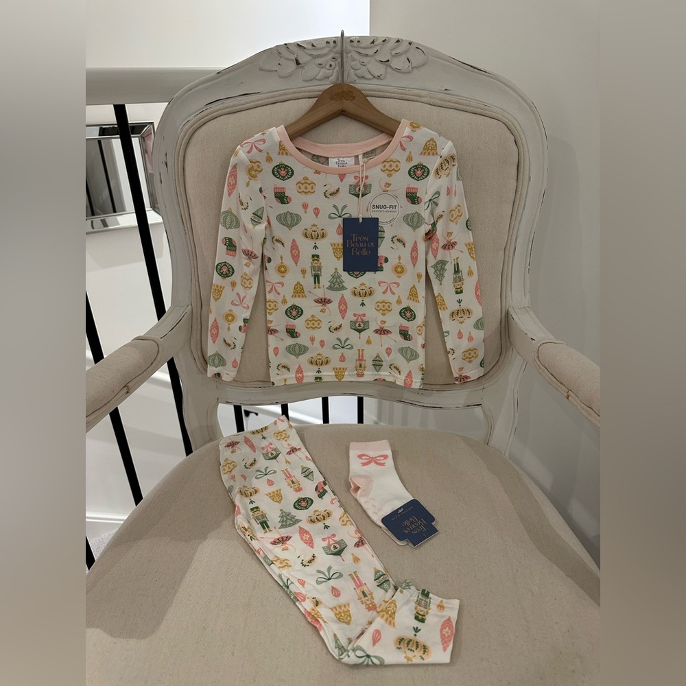 🦢 2T Nutcracker Princess Bow Christmas Pajama Set with Festive Prints NWT